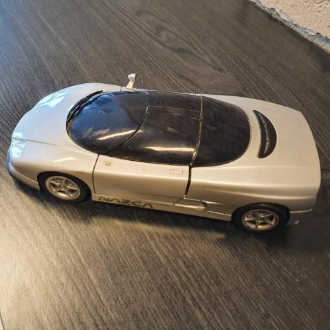 Model auto BMW NAZCA  M12
