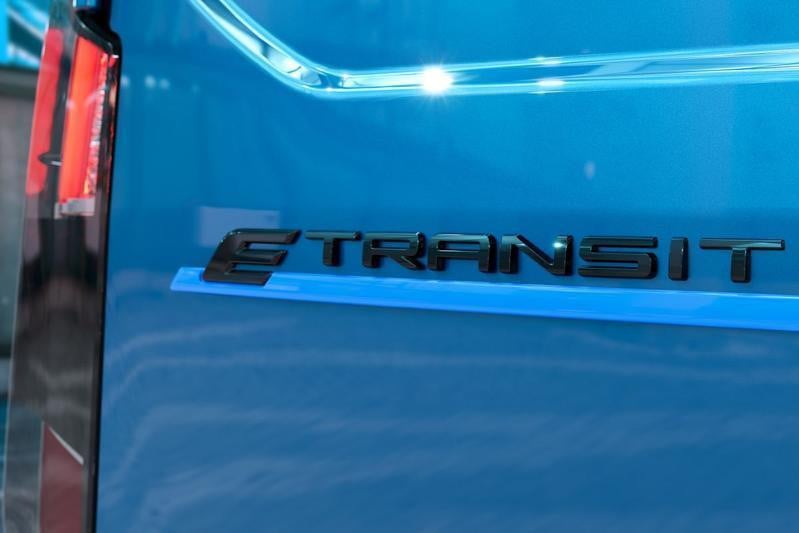 Ford Transit Courier e-transit | nieuw te bestellen va € 27.750,- |