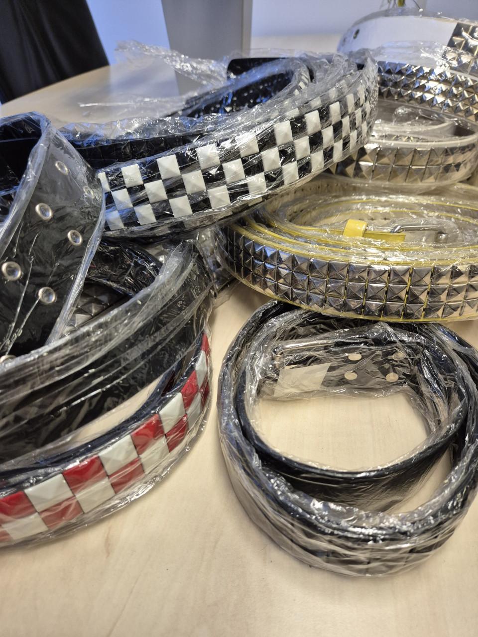 Partij van 25 stoere riemen - nieuw