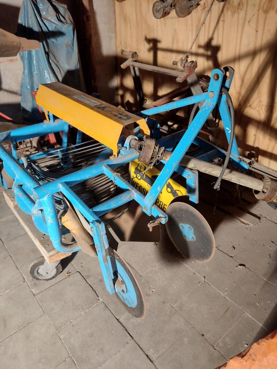 1 rij voorraad aardappelrooier