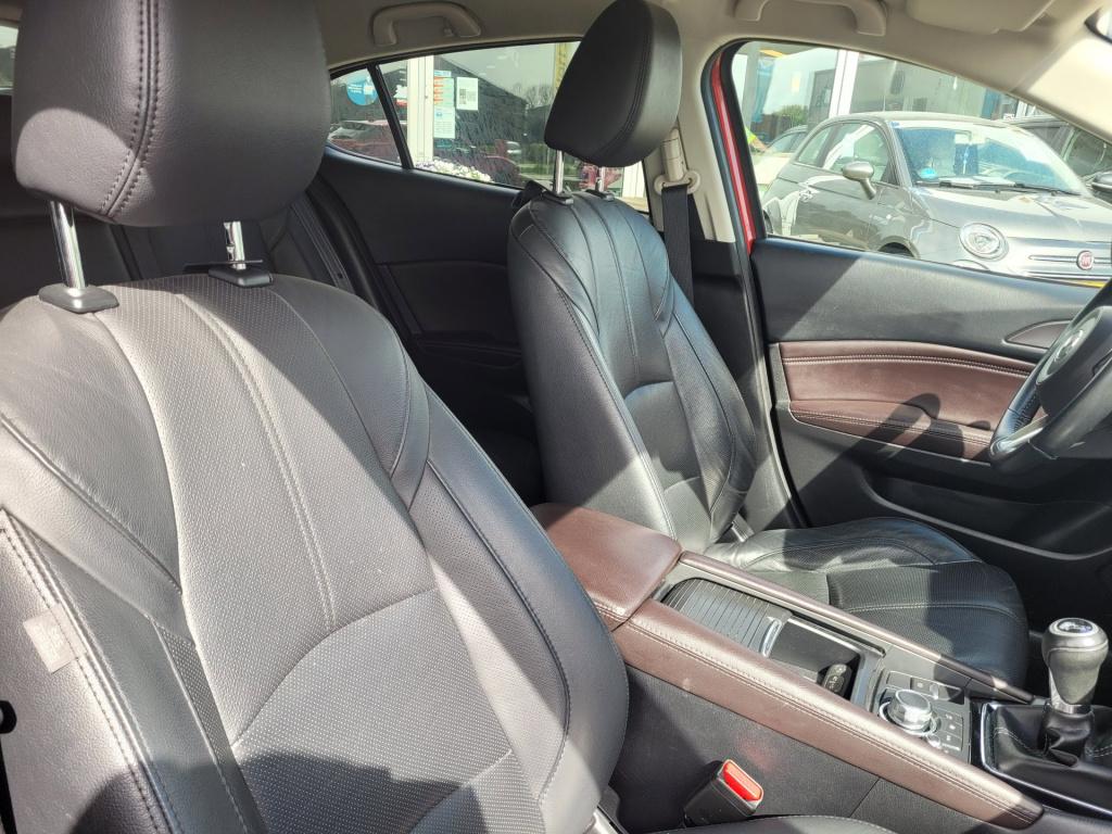 Mazda 3 2.0 skyactiv-g 120 skylease