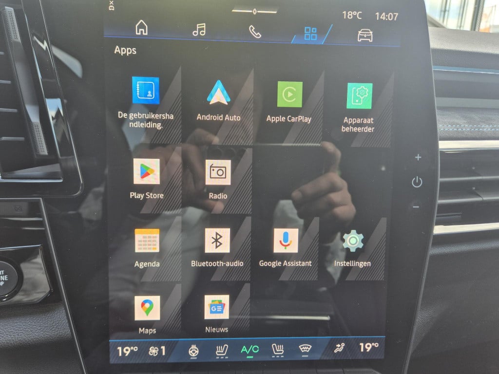 Renault Austral 1.2 e-tech full hybrid 200 iconic esprit alpine pack harman