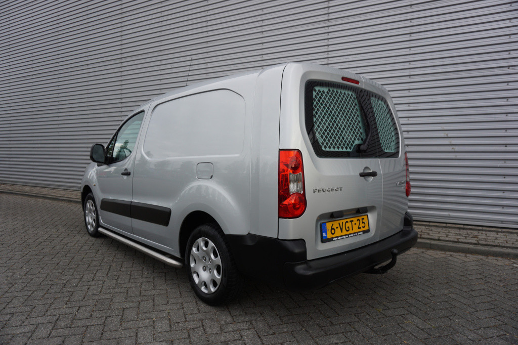 Peugeot Partner 122 1.6 hdi l2 xt elektr. ramen / cruise / trekhaak / nap