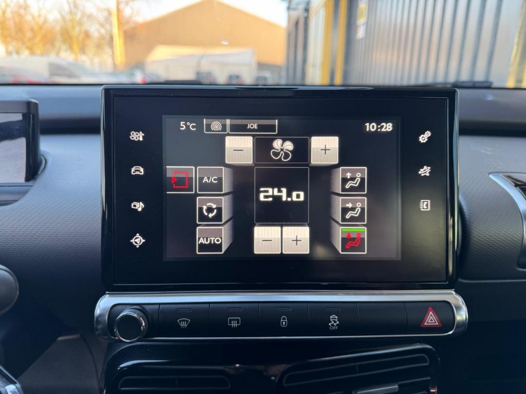 Citroen C4 Cactus 1.2 puret. rip curl