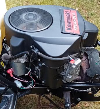 Te koop goede Kawasaki fr691v 24 pk  2 cilinder motor
