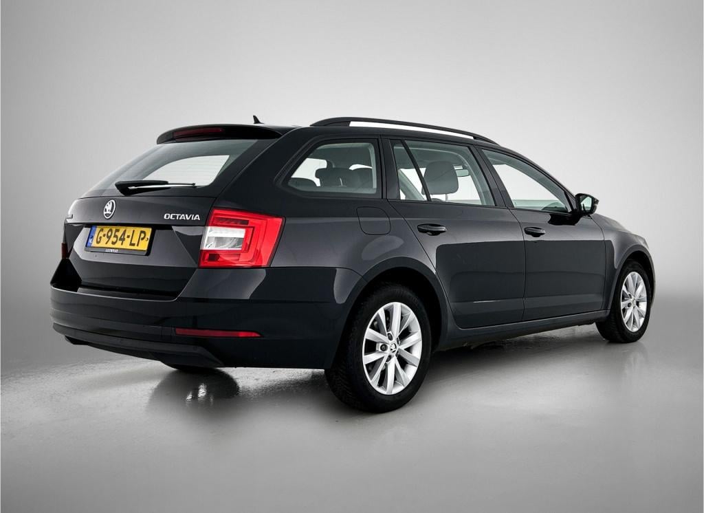 Skoda Octavia combi 1.0 tsi greentech business edition | navigatie | climat