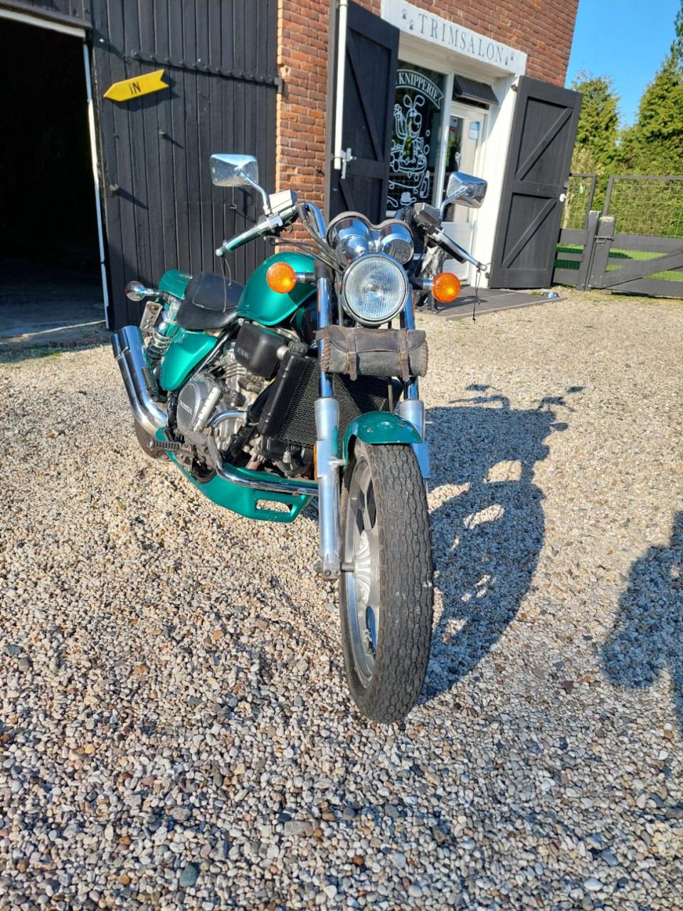 Honda supermagna 700cc