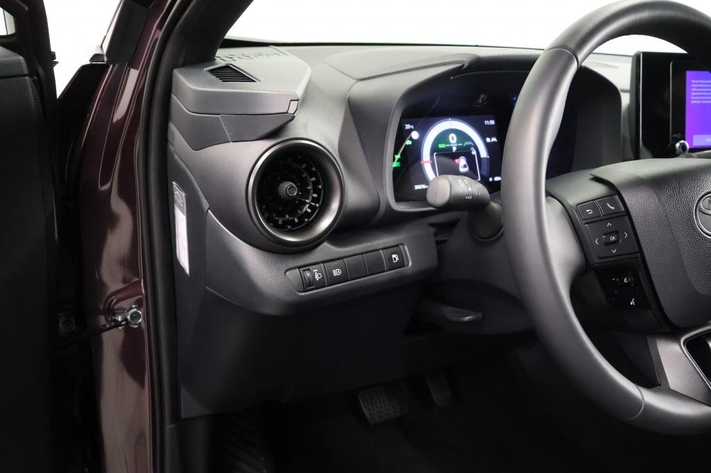 Toyota C-hr 1.8 hybrid 140 active
