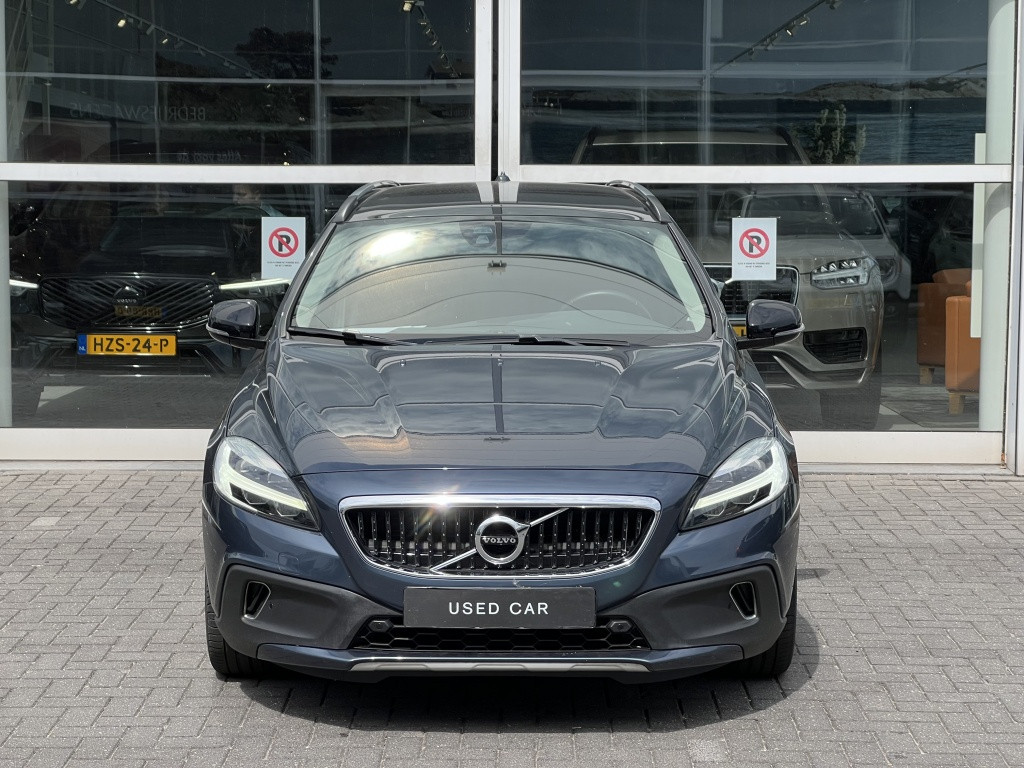 Volvo V40 cross country t3 153pk aut6 polar+ luxury| leder|pano| camera| tr
