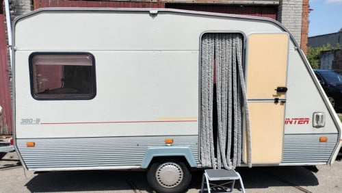 Beyerland 380 met voortent en aanbouw