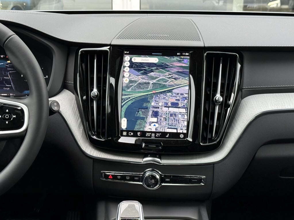 Volvo XC60 t6 awd ultra dark massage 22" inch | nieuwpr. € 89.421 |