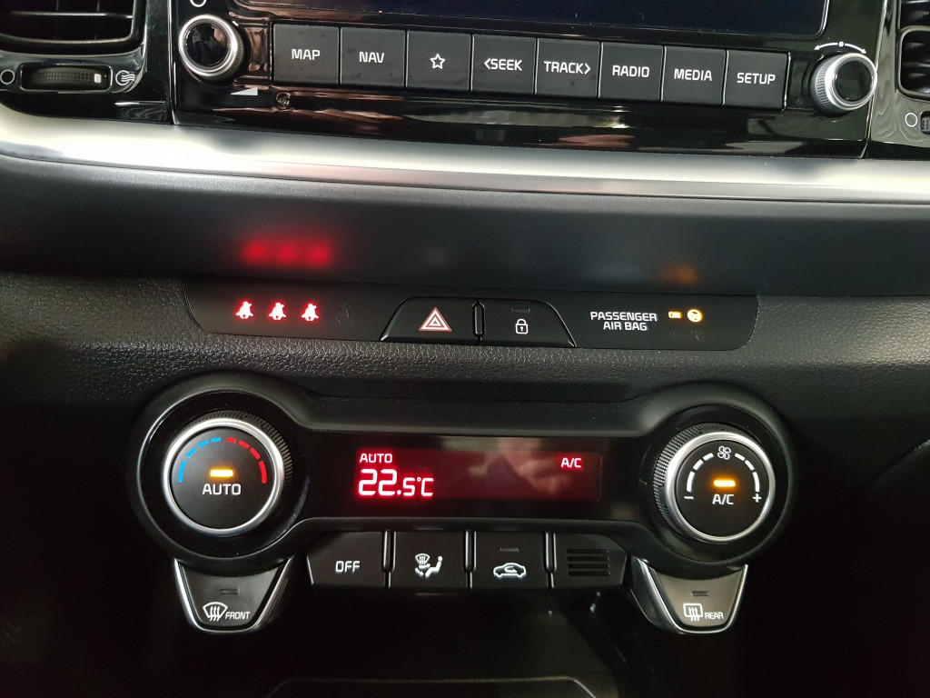 Kia Stonic mhev dynamicplusline 100 pk