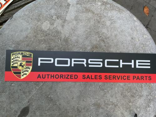 Porsche dealer bord