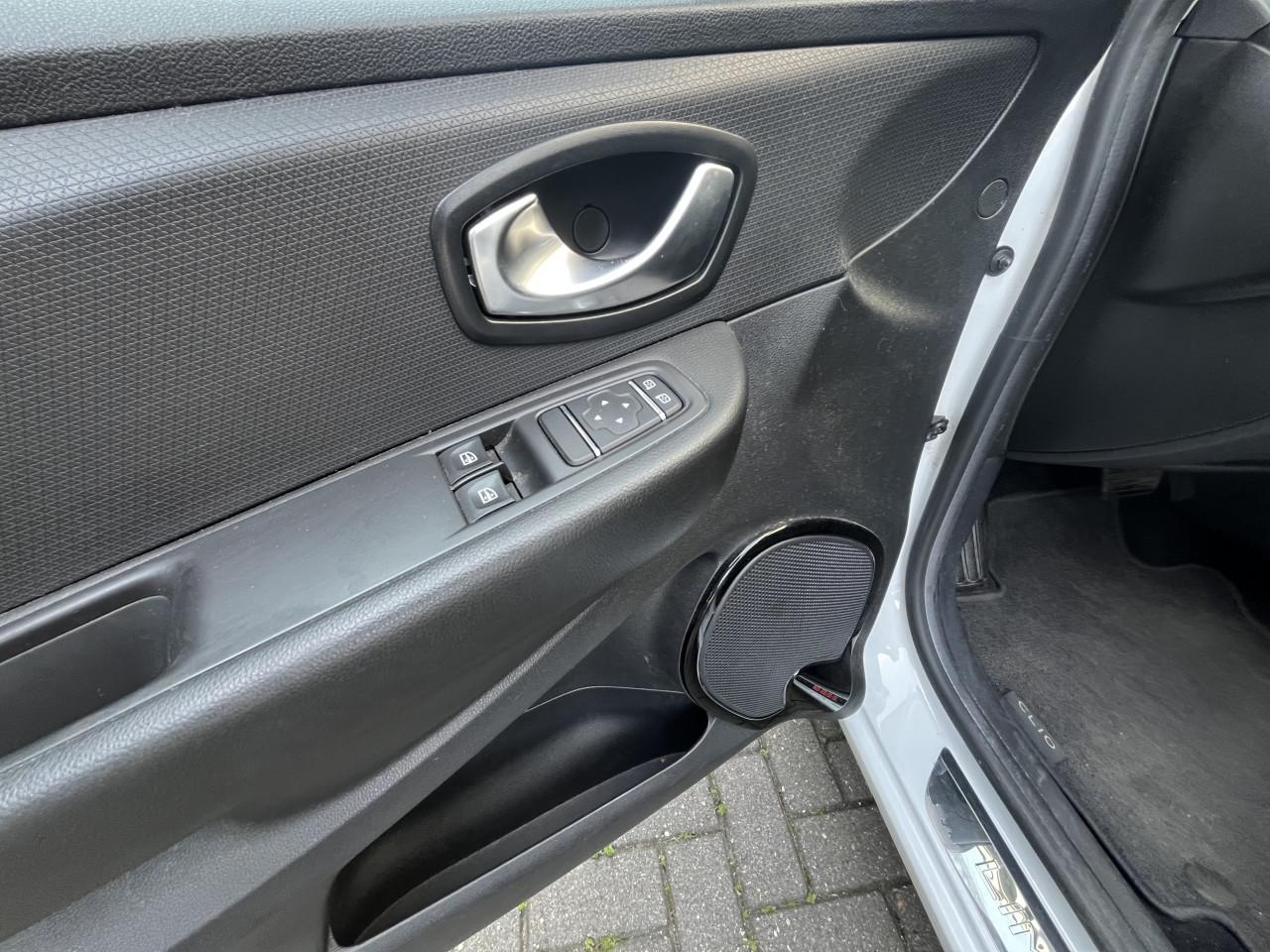 Renault Clio Estate 1.2 TCe Intens AUTOMAAT