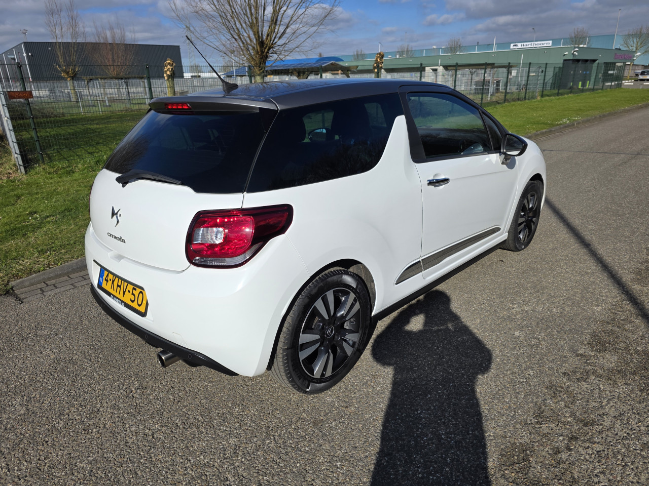 Citroen DS3 1.2 VTi So Chic Met Slecht's 101176km! Werkelijk In Nieuwstaat!