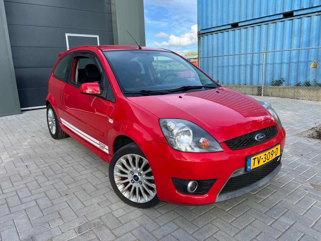 Ford Fiesta 2.0-16V ST 150PK 143.957KM