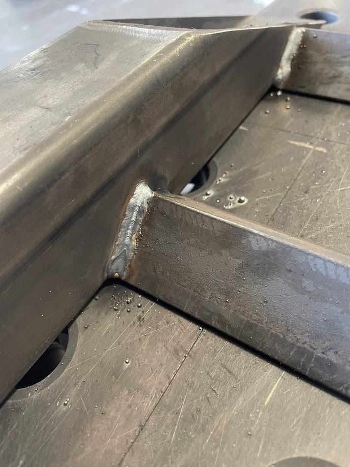 Lasser nodig? Ontwerp en reparaties mogelijk!