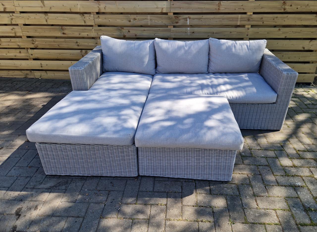 Loungeset - tuinset - tuin(hoek)bank met hocker