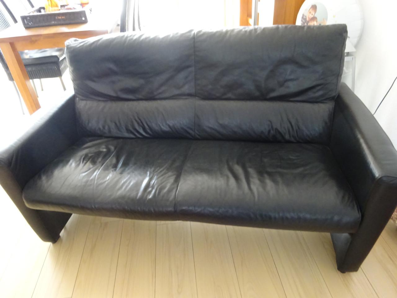 Gratis 2 banken en 2 fauteuils