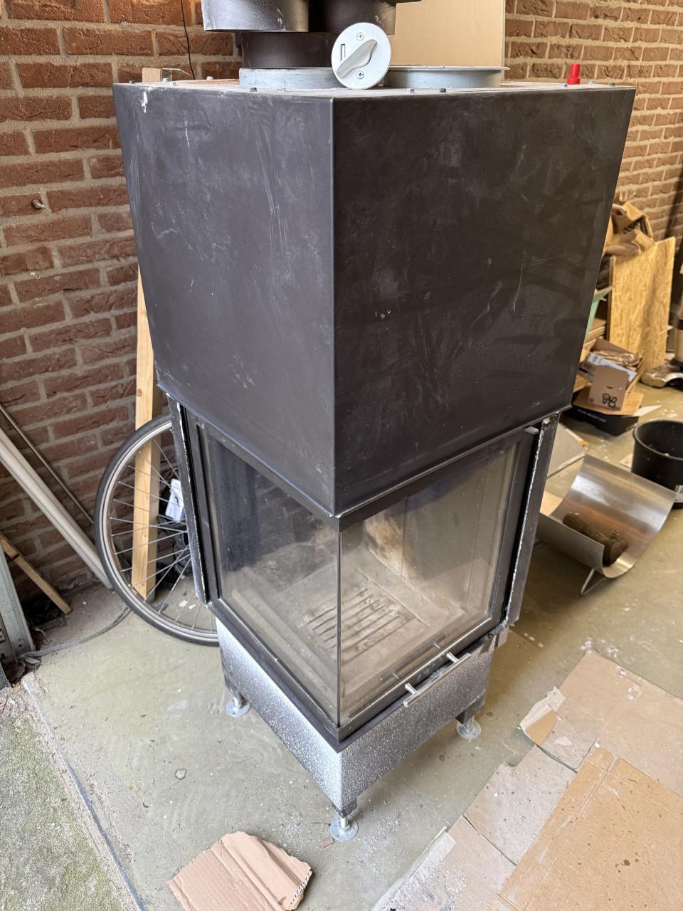 Stalen inbouw open haard