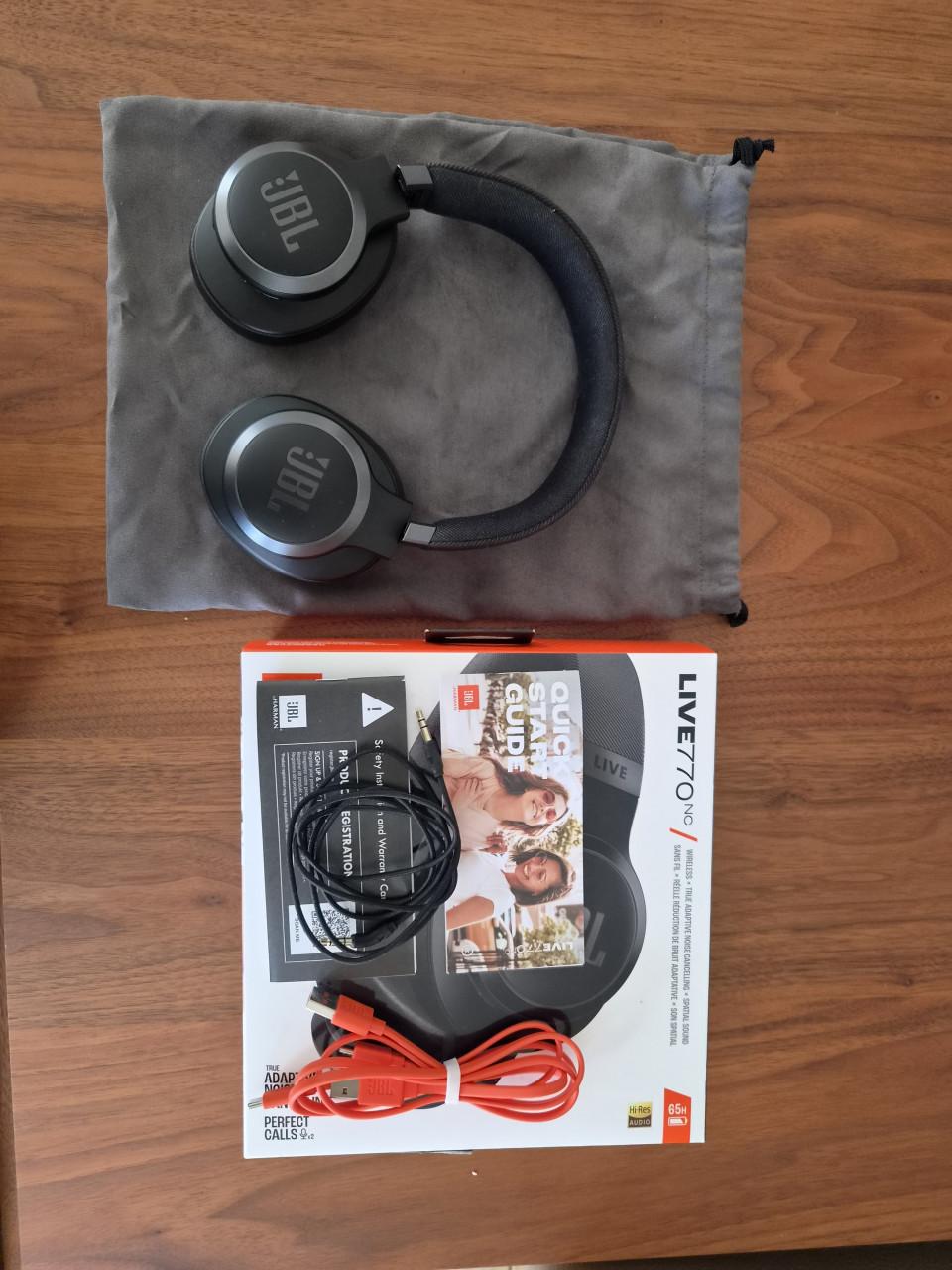 Koptelefoon JBL Live770nc