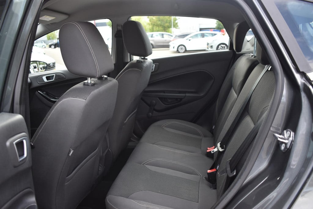 Ford Fiesta 1.0 ecoboost titanium | automaat | climate control | cruise con