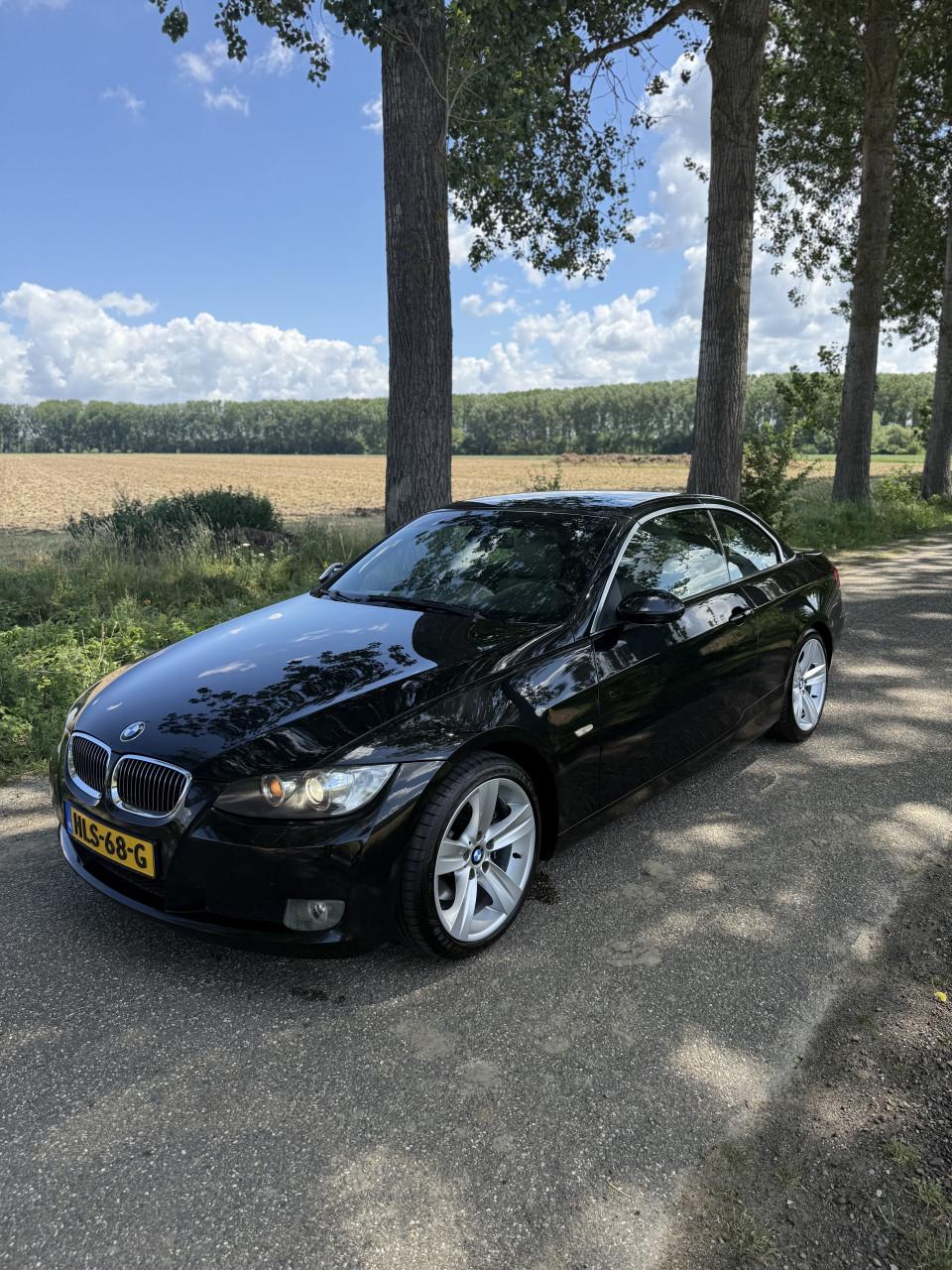 BMW 325i Cabrio (E93) Automaat | 145.000 km | Nieuwe APK | Trekhaak