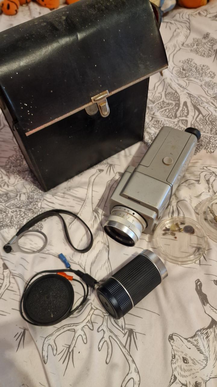 : een vintage Minolta Zoom Rokkor 8mm filmcamera