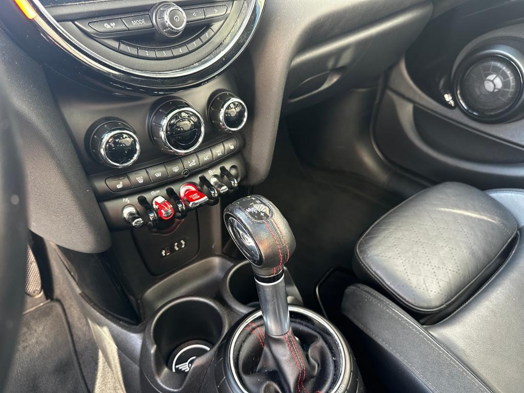 Mini Cooper mini 2.0 sd chili serious business pano | leder | navi | led | 