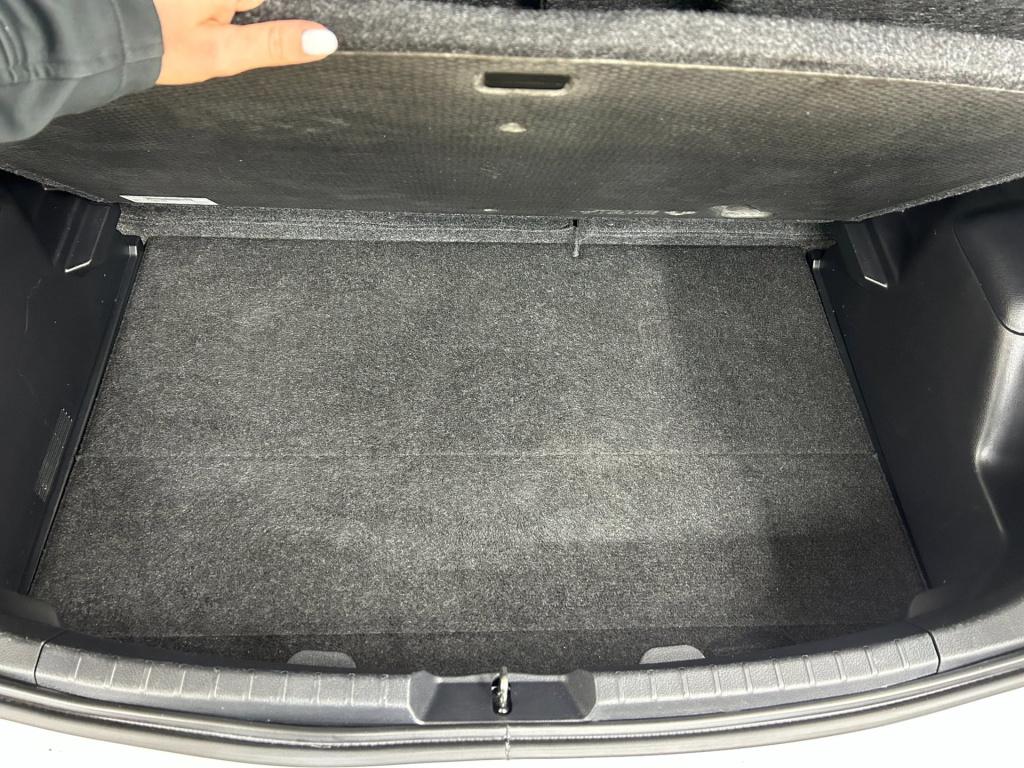 Toyota Yaris occasion 1.5 hybrid dynamic | wit | tweedehands toyota yaris |