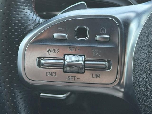 Mercedes-Benz A-Klasse 180 business solution amg l panoramadak l sfeerverli