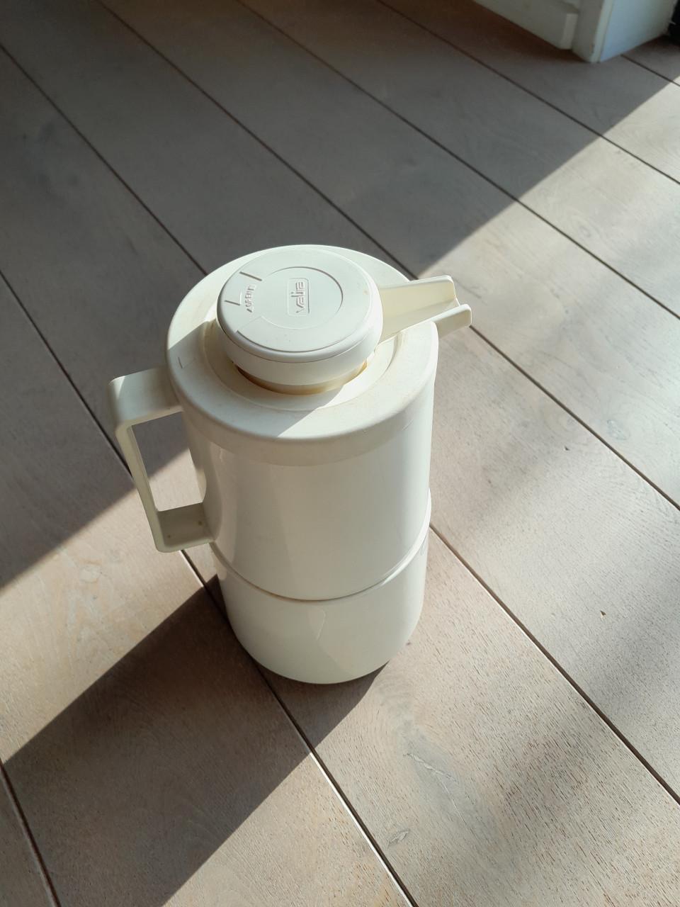 Gratis af te halen in Vlissingen; kampeer en keuken artikelen