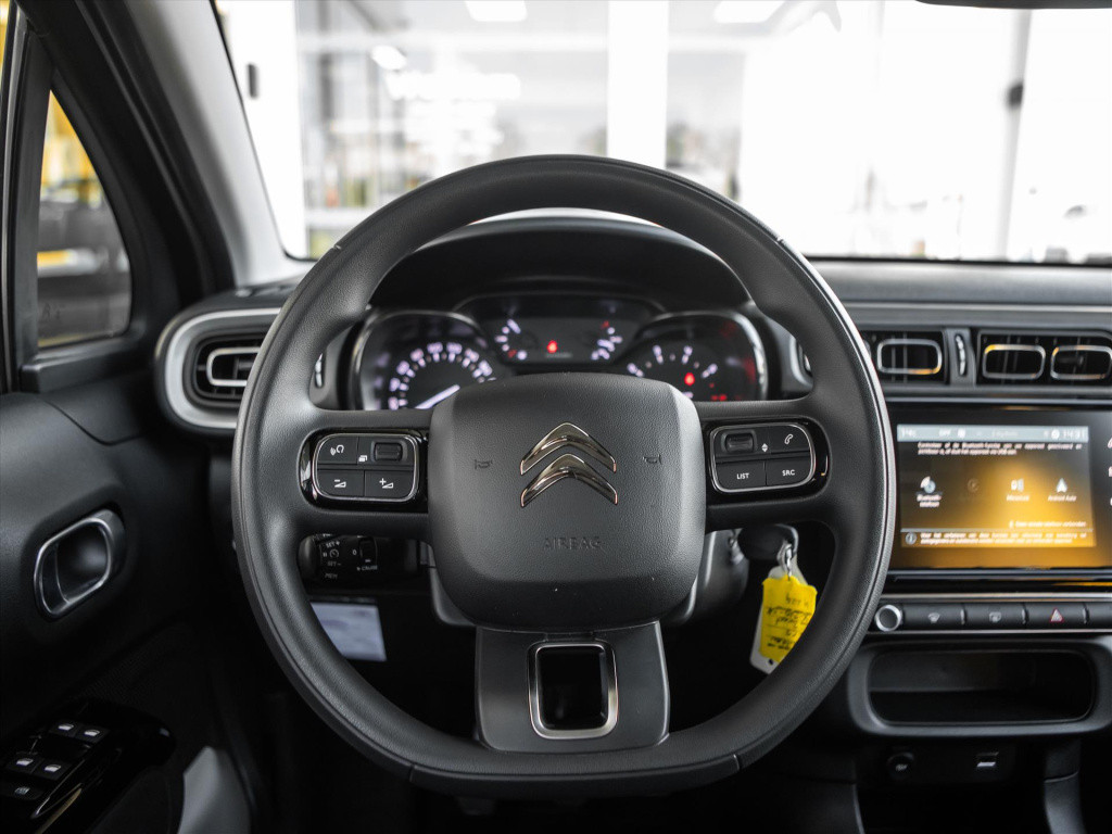 Citroen C3 1.2 puretech 83pk shine | stoelverwarming | carplay | park. sens