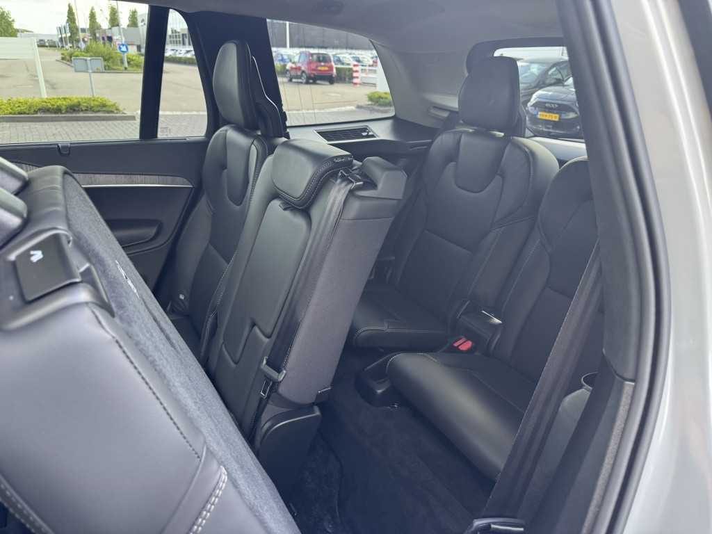 Volvo XC90 t8 455pk recharge ultra dark| full options!! b&w | luchtvering