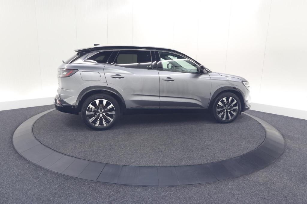 Renault Austral 1.2 e-tech full hybrid 200 techno | 360 camera | panoramada