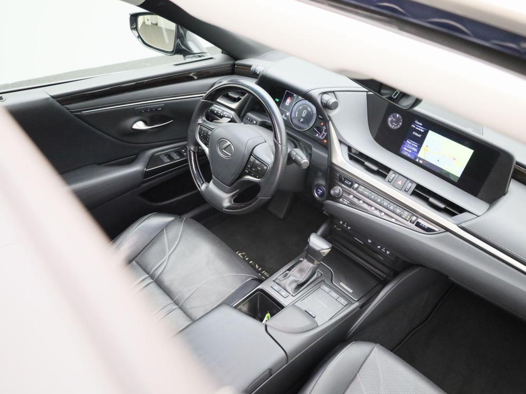 Lexus Es 300h luxury line | automaat | panoramadak | lederen bekleding | ac
