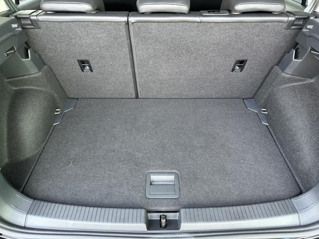 Volkswagen T-cross 1.0 tsi life | navi | climate | led | stoelverwarming | 