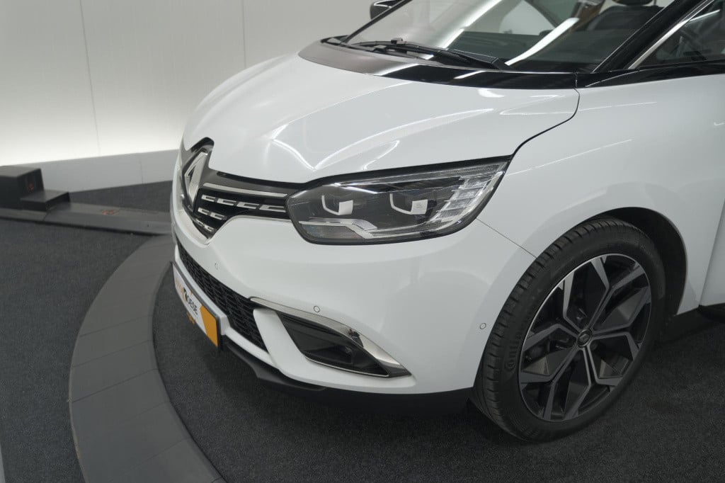 Renault Grand Scenic tce 140 edc intens | 7 zitplaatsen | trekhaak | camera