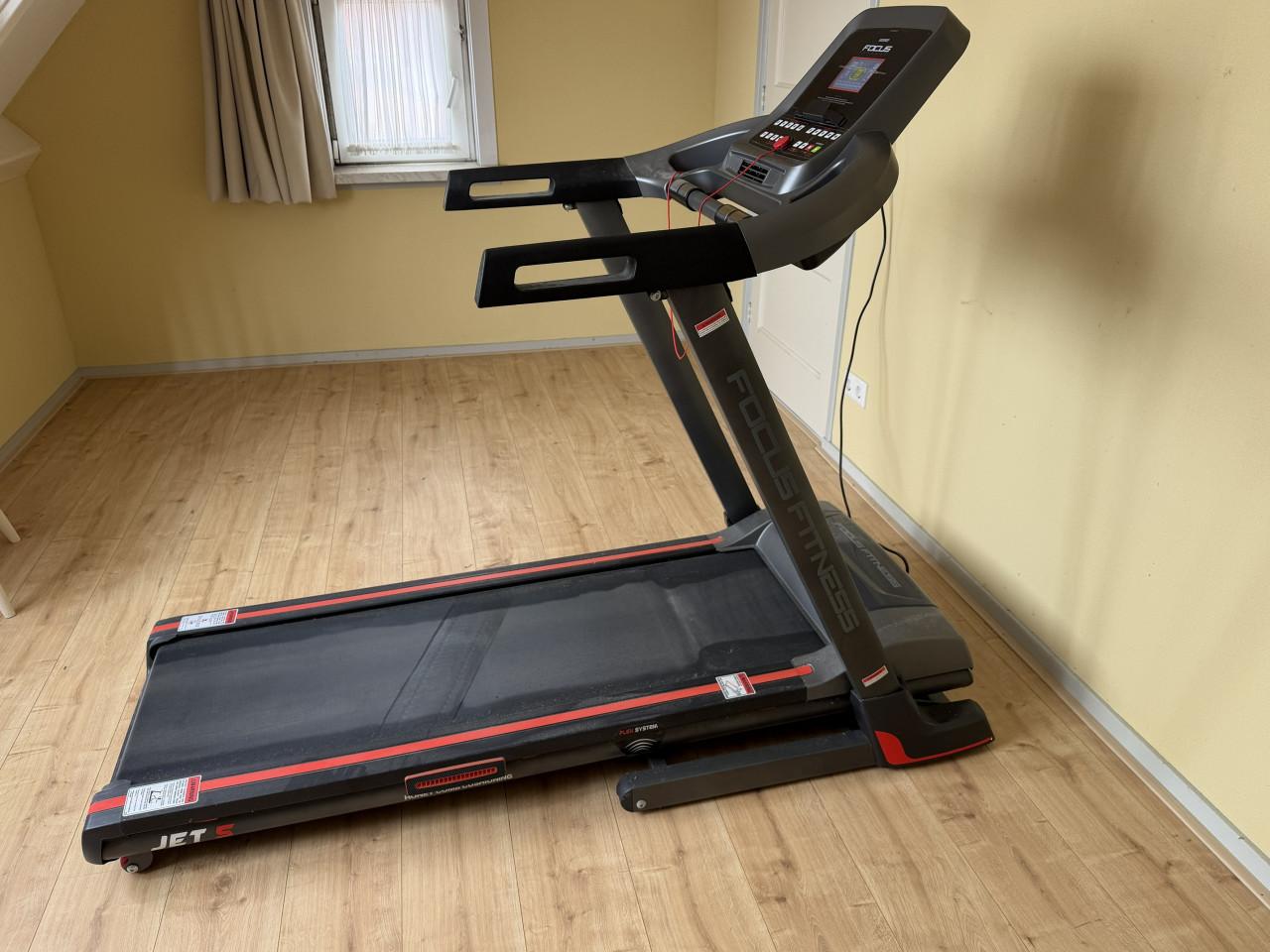 Focus Fitness loopband Jet 5