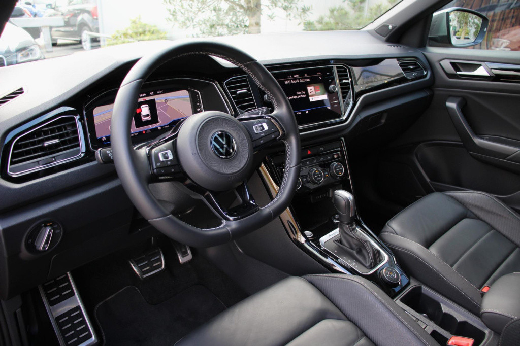 Volkswagen T-roc 2.0 tsi r 4motion - akrapovic - virtual - pano - leder - a