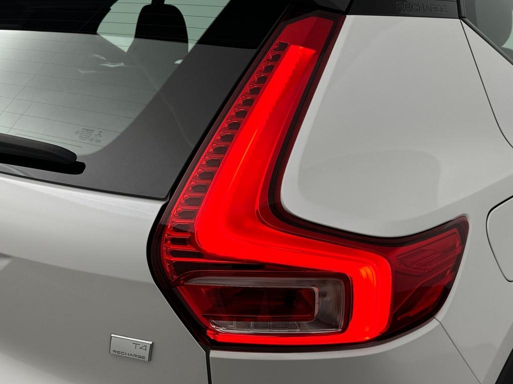 Volvo XC40 t4 211pk recharge r-design| 360camera| trekhaak| adap.cruise