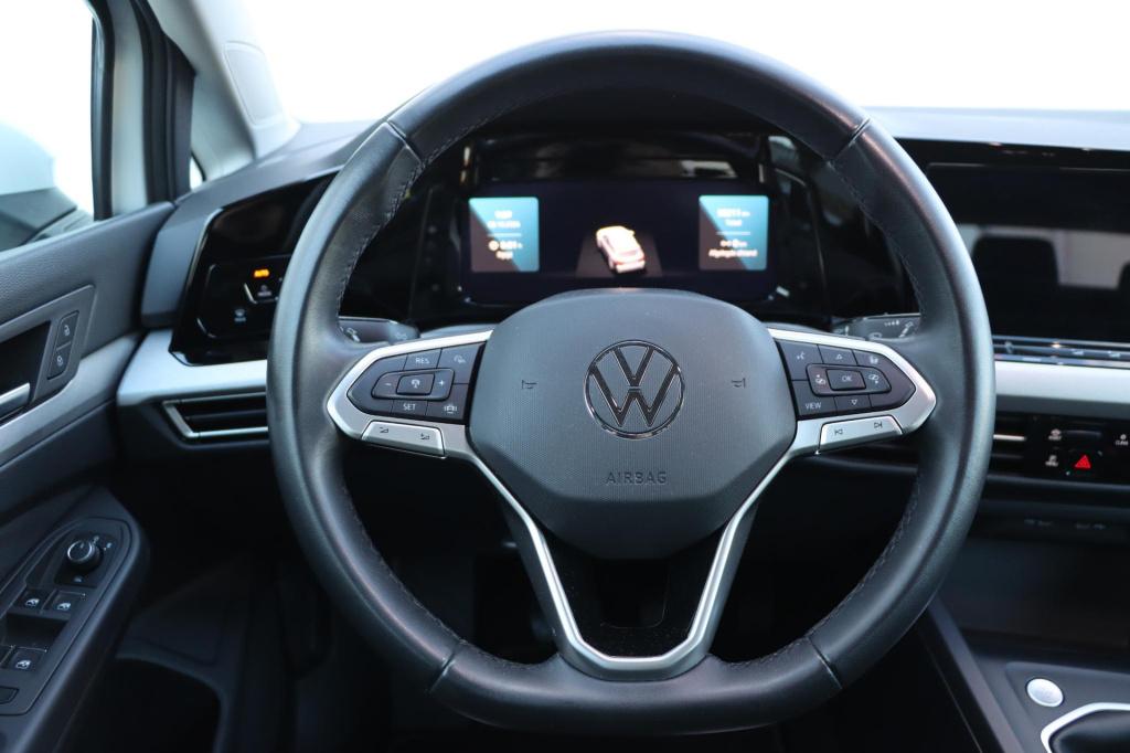 Volkswagen Golf variant 1.0 tsi life business 110pk