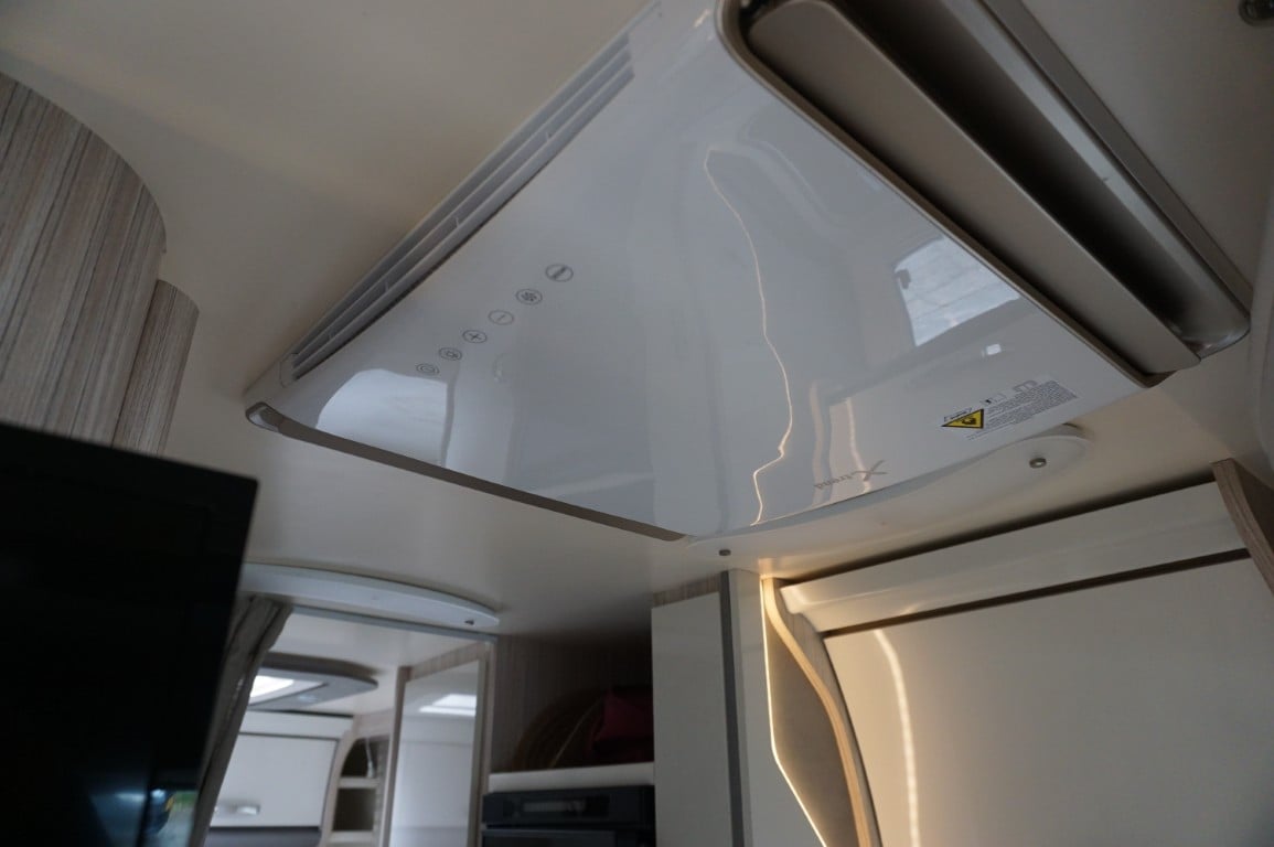 Elnagh T-Loft 450 uit 2021 met 30000km euro 6