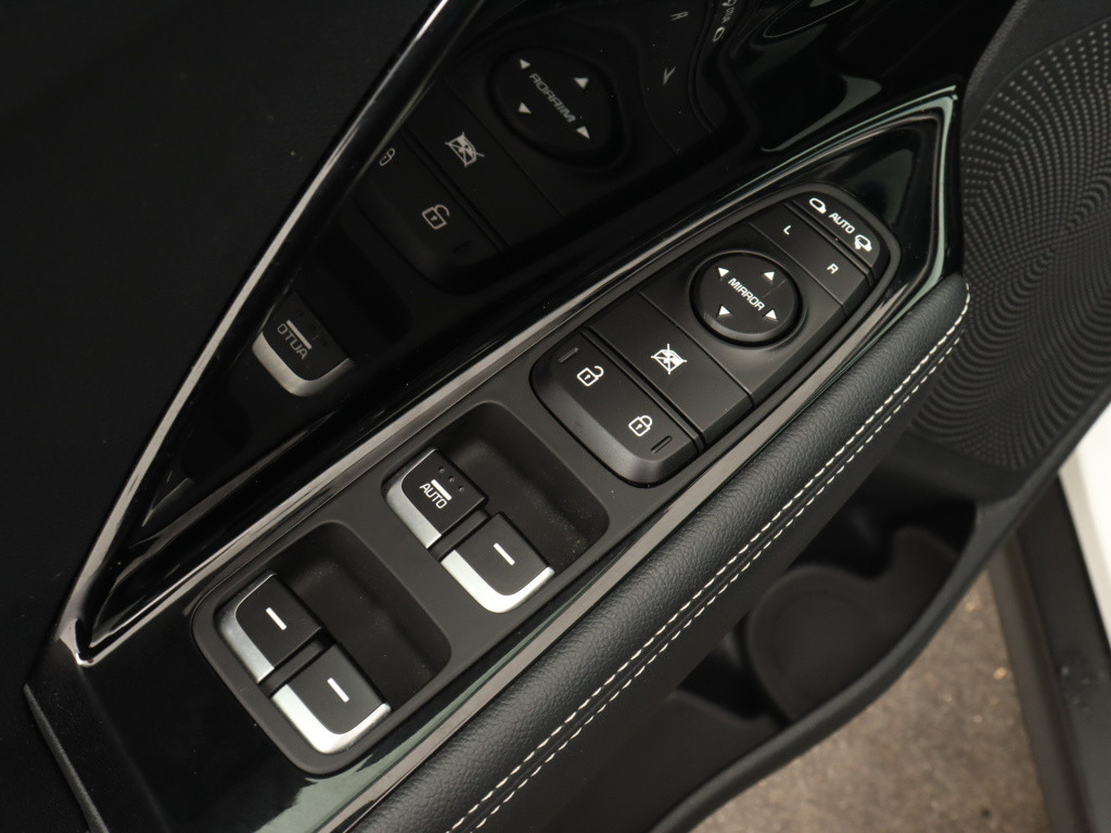 Kia E-niro edition 64 kwh | stuur- en stoelverwarming | navigatie |
