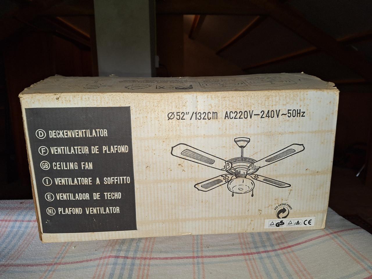 Ventilator voor boven bed