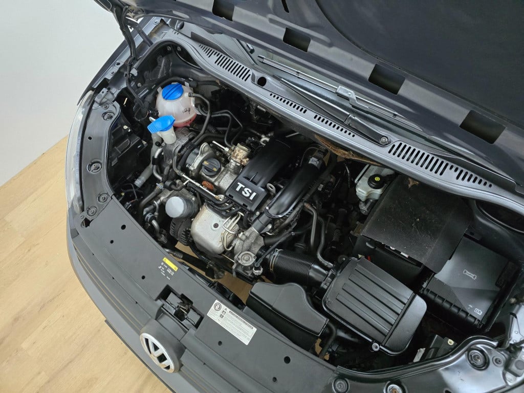 Volkswagen Caddy occasion 1.2 tsi highline 5 persoons uitvoering met grote 