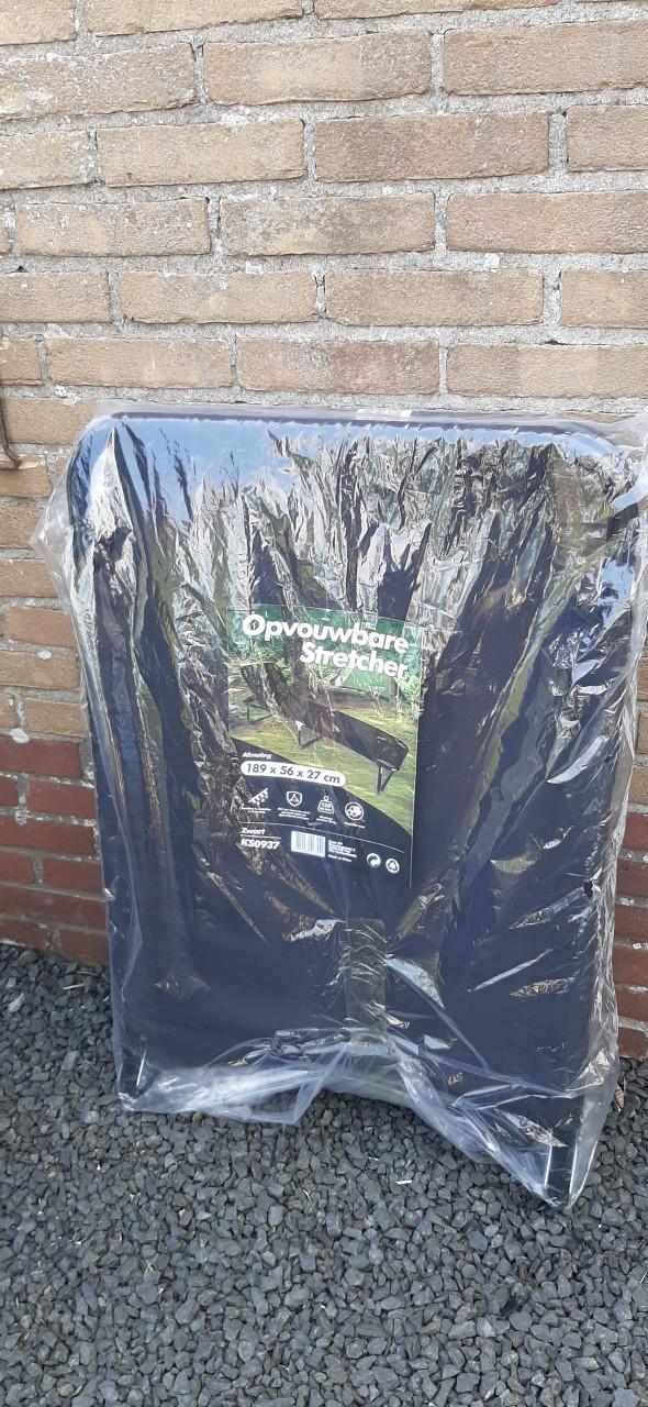 Opvouwbare stretcher voor kamperen of tuin