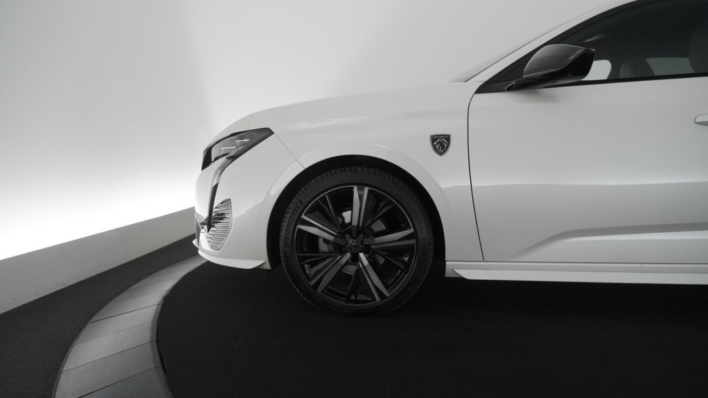 Peugeot 308 puretech 130 gt pack business | camera | dodehoekdetectie | app