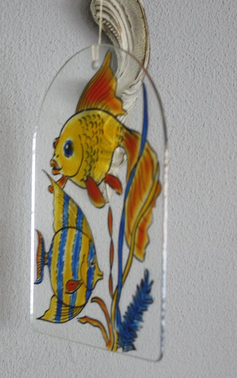 Geschilderd glas met vissen