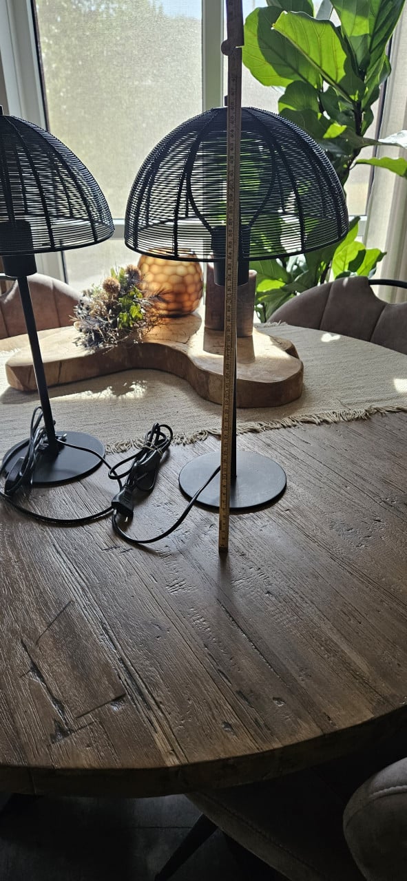 Lamp. Schemerlamp.